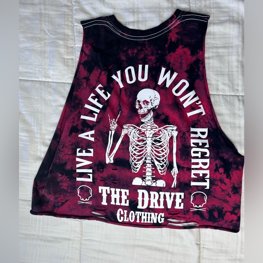 The drive clothing live a life you wont regret red and black tie dye crop top